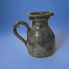 carafe , cruche  en grès céramique vernissée  signé  Bleu cyan et marron vintage