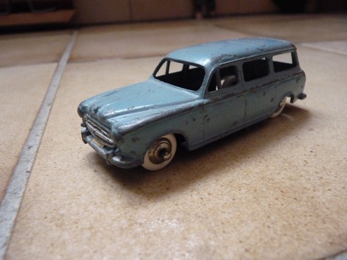 Peugeot 403 familiale dinky - peugeot,