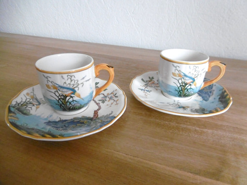Deux tasses cafe faience - a,