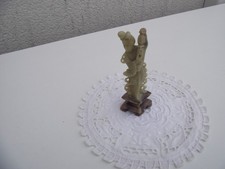 STATUETTE EN JADE FIGURINE