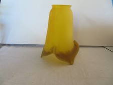 ancienne tulipe en patte de