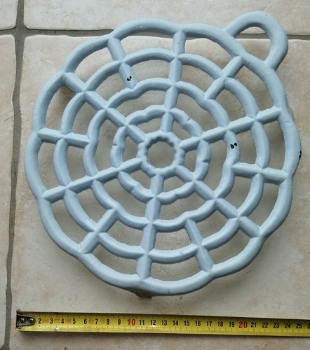 Ancien dessous plat en - dessous, de