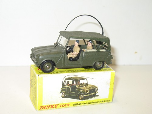 Dinky toys renault - dinky, 4l
