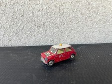 Corgi Toys – Morris Mini