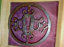 grande Tsuba sukashi pour