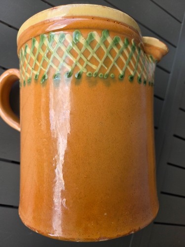 Ancien pot lait à - à,