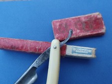  Ancien coupe chou dans sa