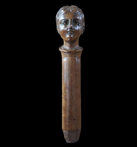 Curiosité tête sculptée - curiosité,