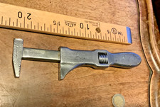 outils anciens,old tools,vieux