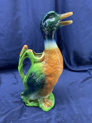Pichet zoomorphe canard - , en