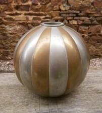 Vase boule art déco laiton