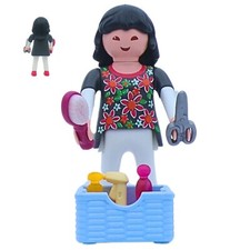 Playmobil figurine femme coiffeuse panier bleu clair ciseaux peigne ville