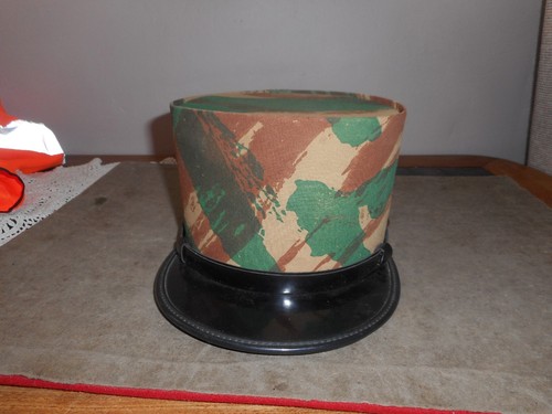 Kepi troupe mle - mle, 1945