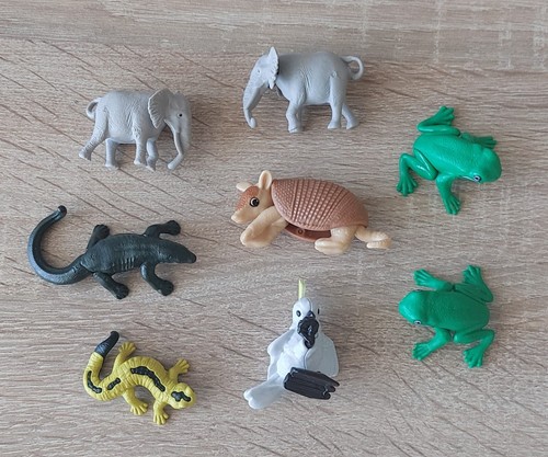 Lot figurines kinder - 8,
