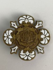 INSIGNE - FGSPF - FÉDÉRATION GYMNASTIQUE SPORTIVE PATRONAGE FRANCE - ÉMAIL 