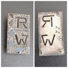 Ancien Bijou Argent Massif émaillé chiffré RW W R Monogramme Broche Plaq Vintage