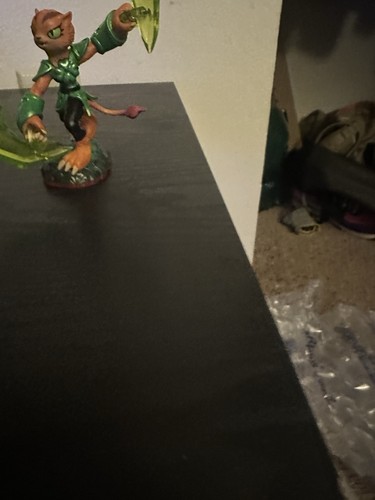 Tuff luck skylander figure - tuff,