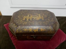 boite à couture en bois doré,laqué,au chinois,19ème,26x19xH 12cm