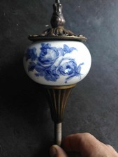 rare ancienne Boules d'escalier rampe ou autre porcelaine craquelé bleu laiton