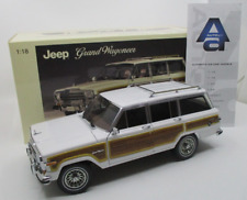 TA1080 AUTOART MILLENNIUM 1/18 1:18 JEEP GRAND WAGONEER 1989 Ref 74001 BLANC