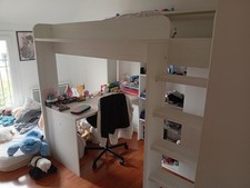 lit mezzanine avec bureau et penderie