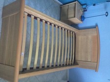 chambre complète adolescent marque Gautier modele Sagane très bon état. 