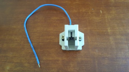 Douille pour lampe decharge - a,