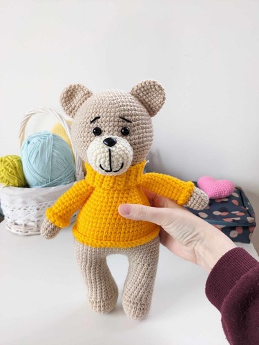 Ours dans pull doudou - dans, un