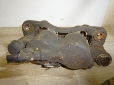 Etrier avant gauche (freinage)