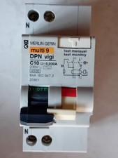 Disjoncteur Merlin Gerin DPN C10 vigi 30mA 2P 20901
