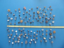ROUES DENTEES-PIGNONS-ENGRENAGE-PIECE HORLOGERIE-ROUAGE-GROS LOT de 120 PIECES