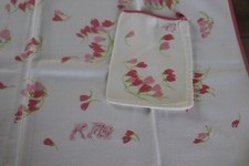 serviette de toilette + gant vintage ,monogramme R.M , brodé ,beau linge ancien
