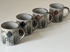 Lot 4 Mugs Vintage Design Années 60 70 