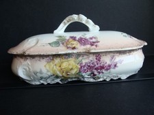 Garniture de toilette en porcelaine ancienne