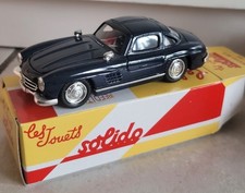 Voiture 1/43 Solido Mercedes