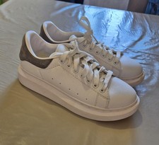 Sneakers Alexander McQueen blanche et grise Taille 36 basket Oversize