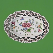 Superbe plat percé en