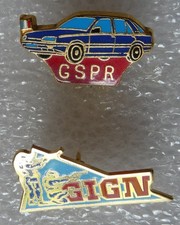 GENDARMERIE 2 PINS GSPR GIGN *