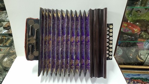 Ancien accordeon xix ème - du,