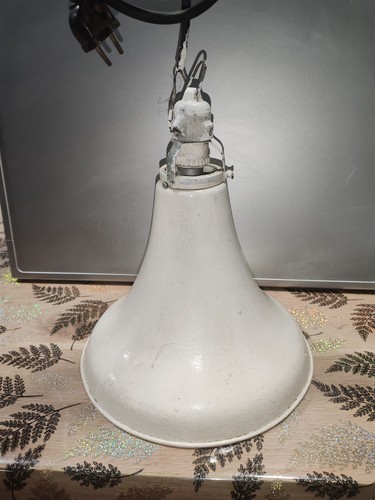 Ancienne lampe atelier - lampe,