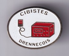 RARE PINS PIN'S .. TV RADIO