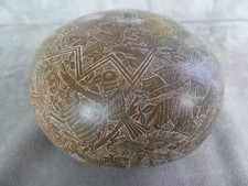 CALEBASSE, sculptée, à