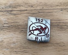 INSIGNE METAL 152 REGIMENT D INFANTERIE DRAGO OCCASION