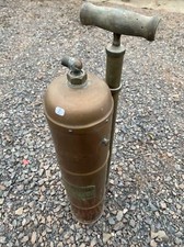 n° 2 outil ancien, Pompe