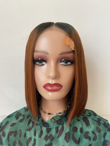 Perruque femme cheveux raides