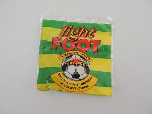 Pin football light foot - pin's,