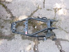 BATI CADRE ARRIERE TRIUMPH THUNDERBIRD 900