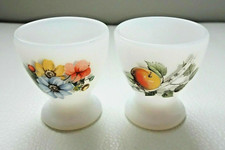 LOT de 2 COQUETIERS opaline arcopal Hauteur 5,6 cm environ Grand œuf !!!