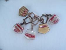LOT DE 5 PORTE CLEFS BOURBON