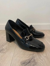 Chaussures noires vernies